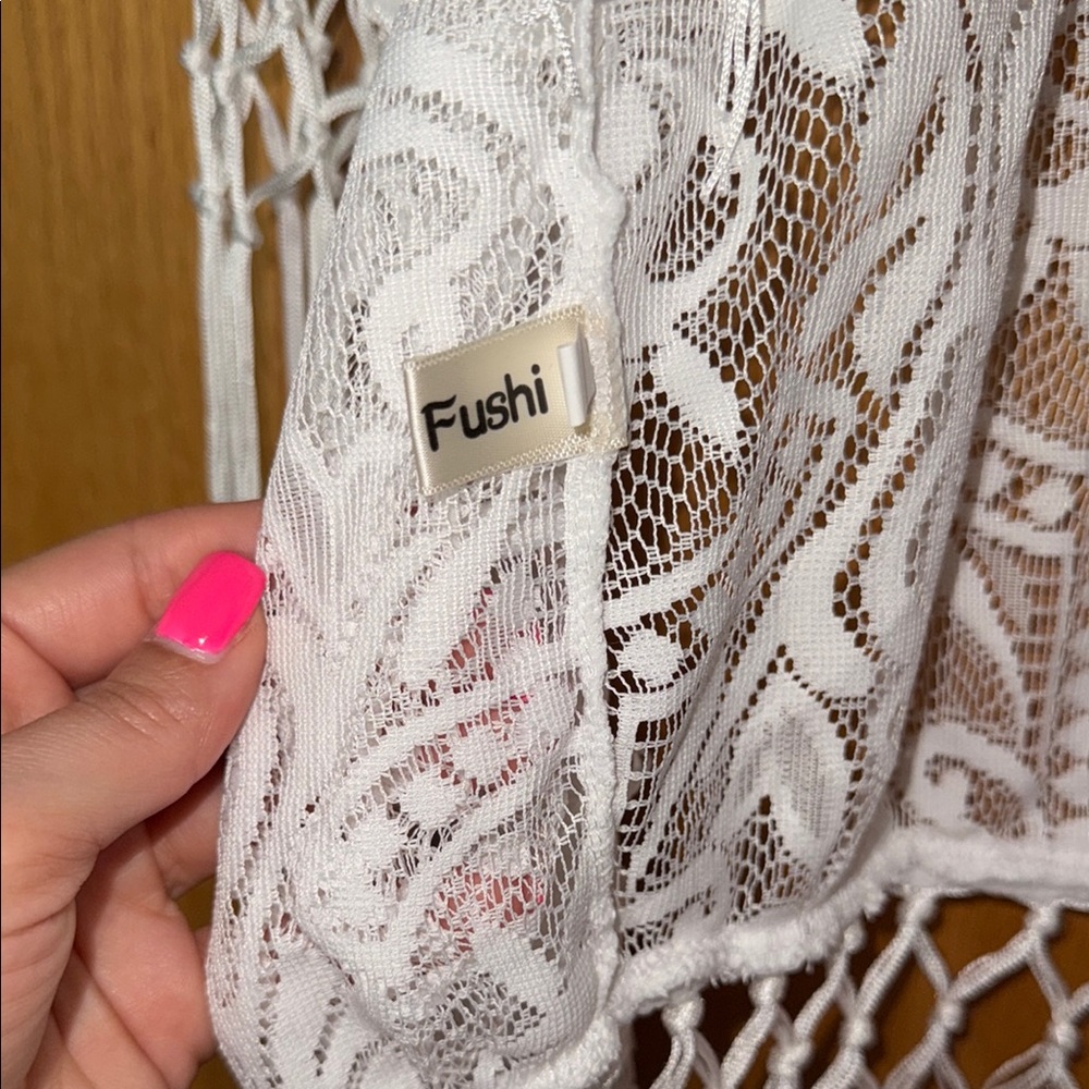 Boho-Style Lace Kimono Cardigan - Picture 2 of 3